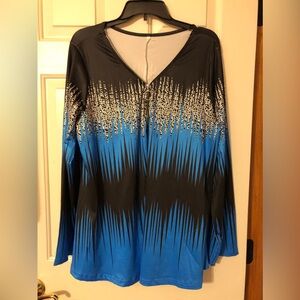 XXL V-neck blouse size XXL preowned tiny blemish barely noticeable see photo